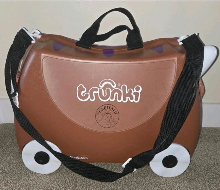 Trunki gruffalo ride pull along kids suitcase hand luggage on wheels with strap and key 