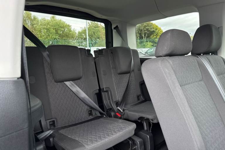 2024 Volkswagen Caddy Maxi 2.0 TDI 122 Life 5dr DSG Van DIESEL Automatic