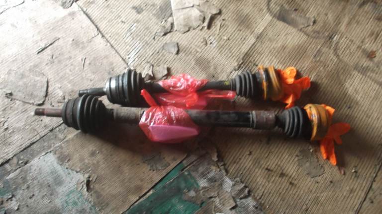 vw caddy drive shafts 