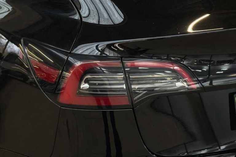 2021 Tesla Model 3 Long Range AWD 4dr Auto SALOON ELECTRIC Automatic