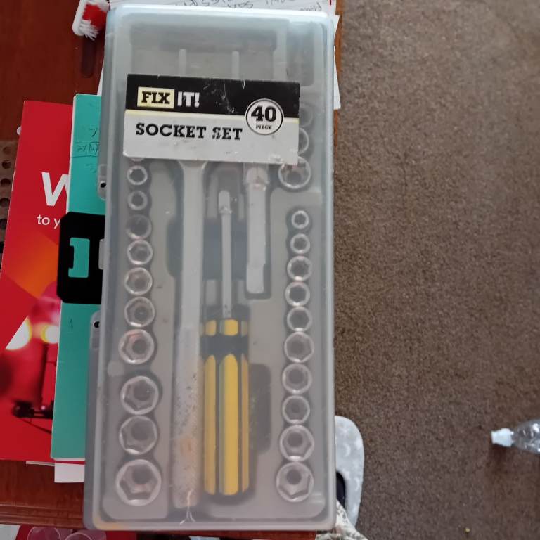 FIX IT! 40 Piece Socket Set - Good Condition HARDLY USED POST OR COLLECT £5