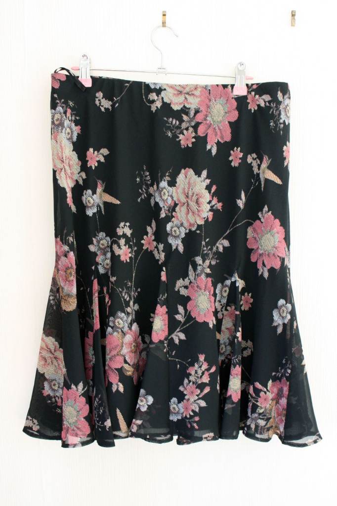 Women's Marks & Spencer Lined Black Mix Skirt size 14,can be posted