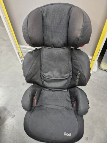 uppababy minu v2 travel system V3 + Aria Zipper Closure Fabric:Logo Red ensuring quality and durability NEW Britax B-Free Stroller