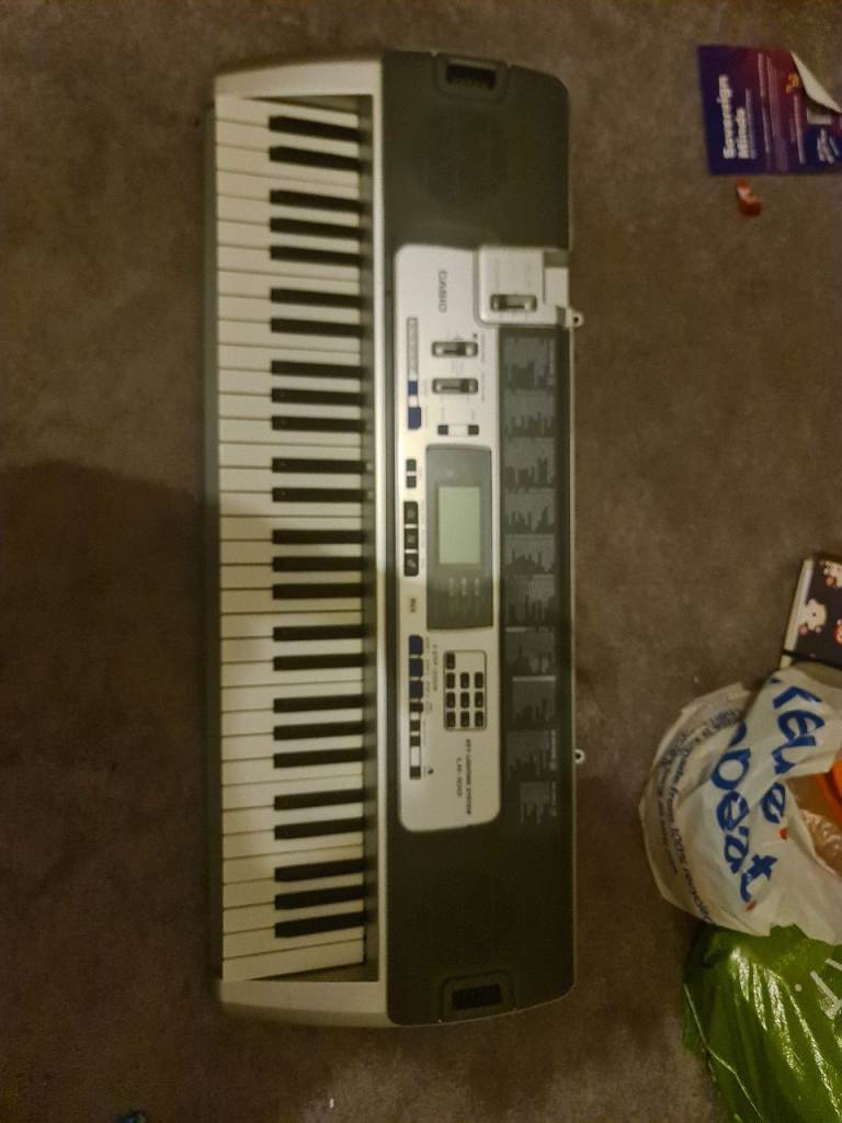 Casio keyboard LK 100 light up