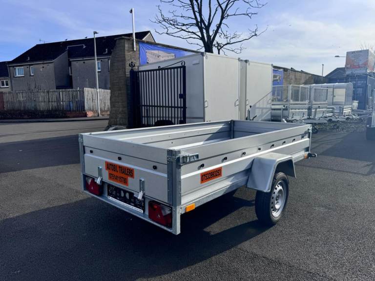 Brand New 8,7ft x 4,2ft Single Axle Flat Trailer 750KG