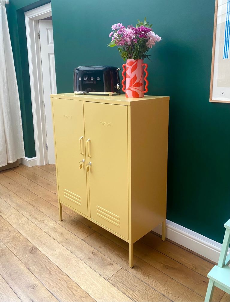 image for Mustard Made The Midi Butter