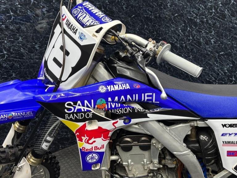 Yamaha YZF 250 2011  ( MX / MOTOCROSS / ENDURO ) @ AJ TRADING