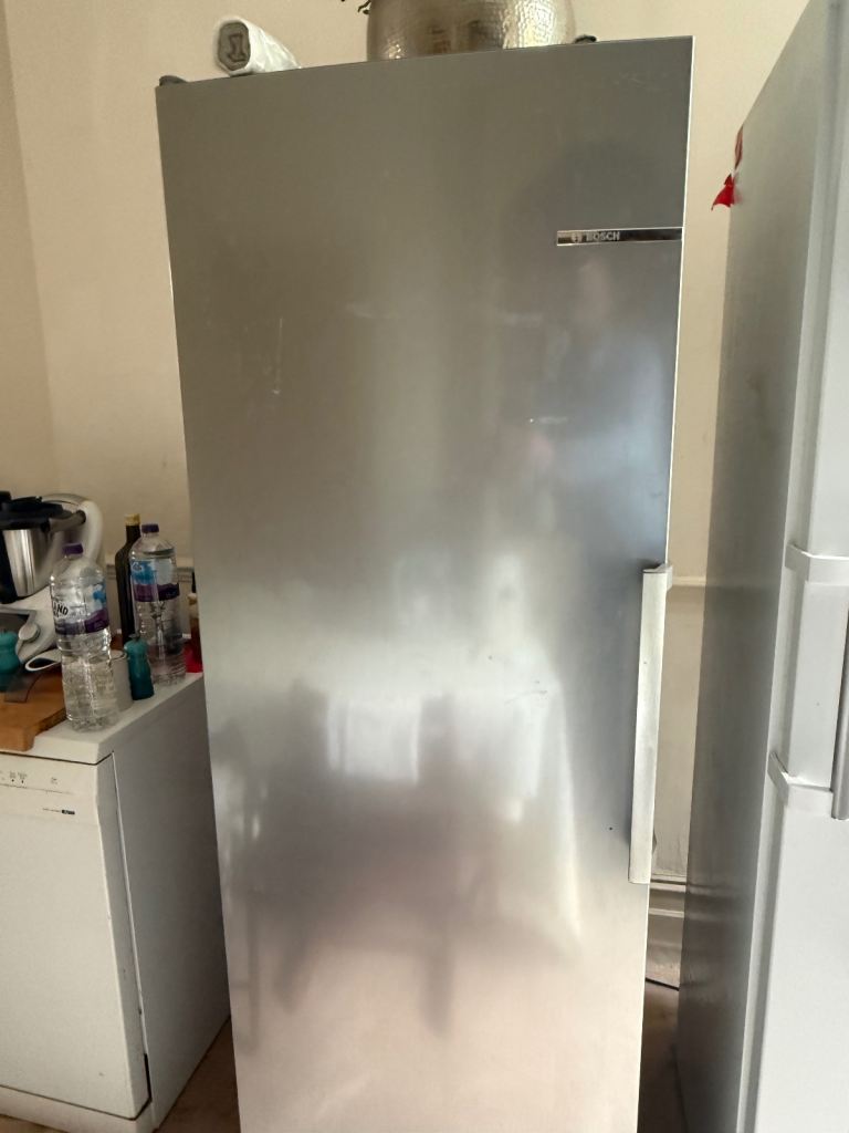 Bosch larder fridge 