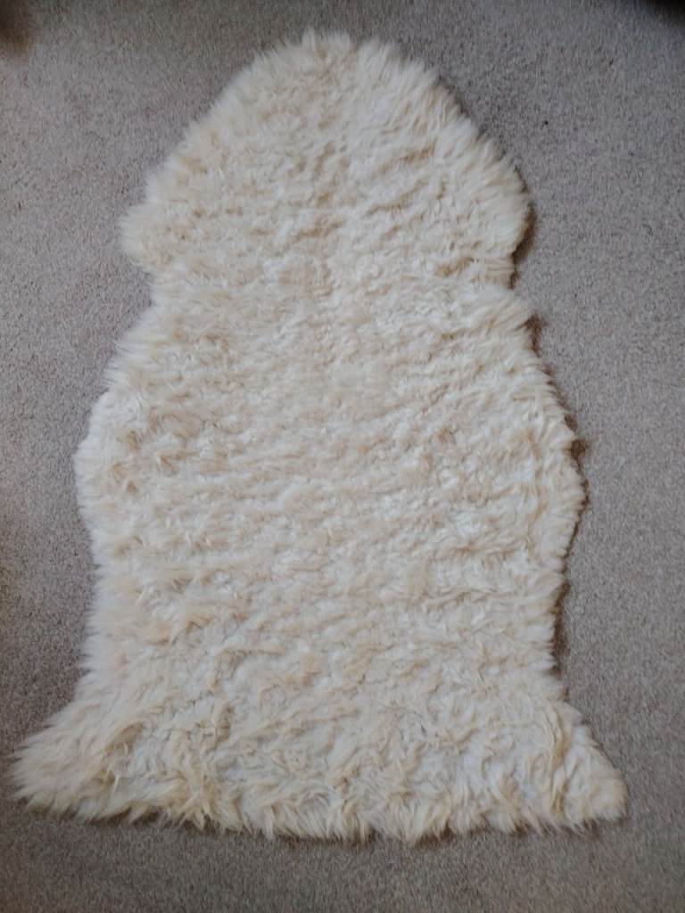 Sheep rug white colour 