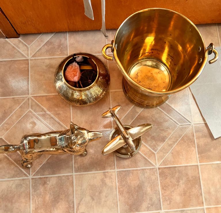 Assorted brass 