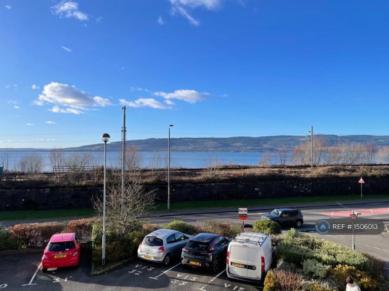 2 bedroom flat in Toward, Wemyss Bay, PA18 (2 bed) (#1506013)