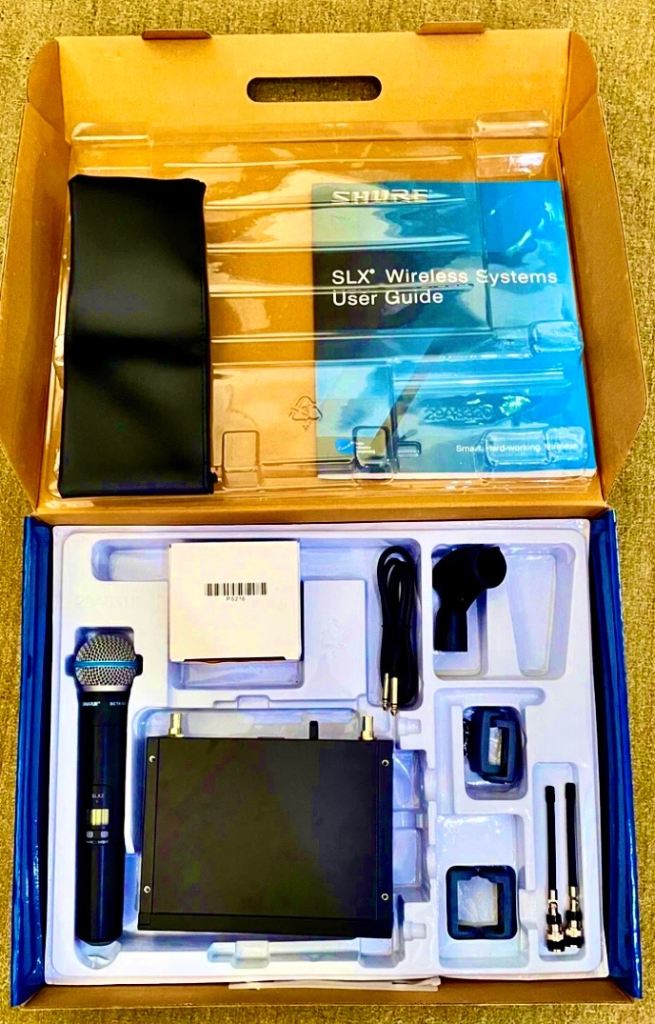 Shure SLX4 microphone system