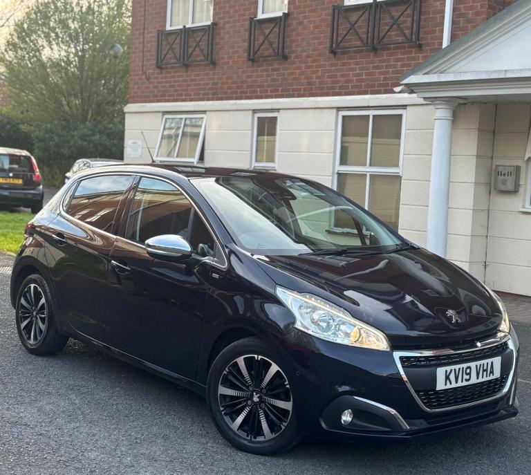 2019 Peugeot 208 1.2 PureTech 82 Tech Edition 5dr [Start Stop] HATCHBACK Petrol Manual
