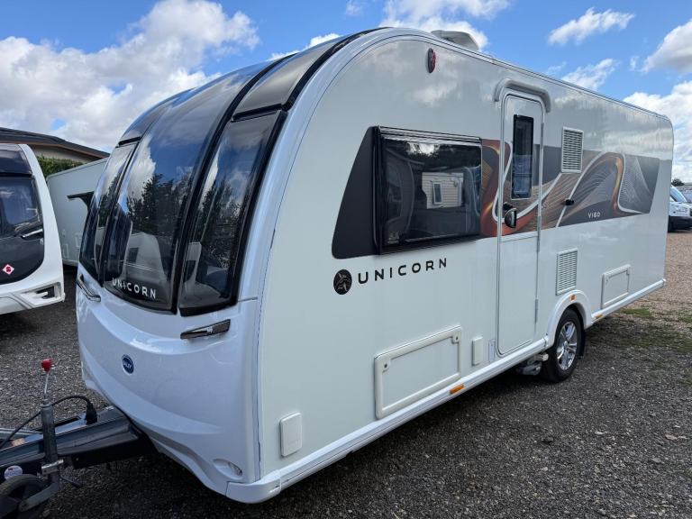 Bailey Unicorn Vigo 4 Berth fixed island bed caravan 