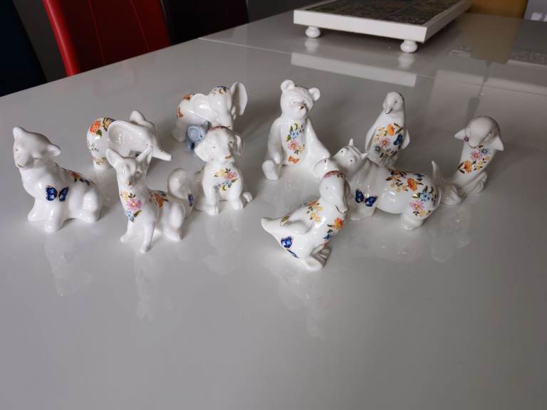 A selection of Aynsley china cottage gardenarden animals