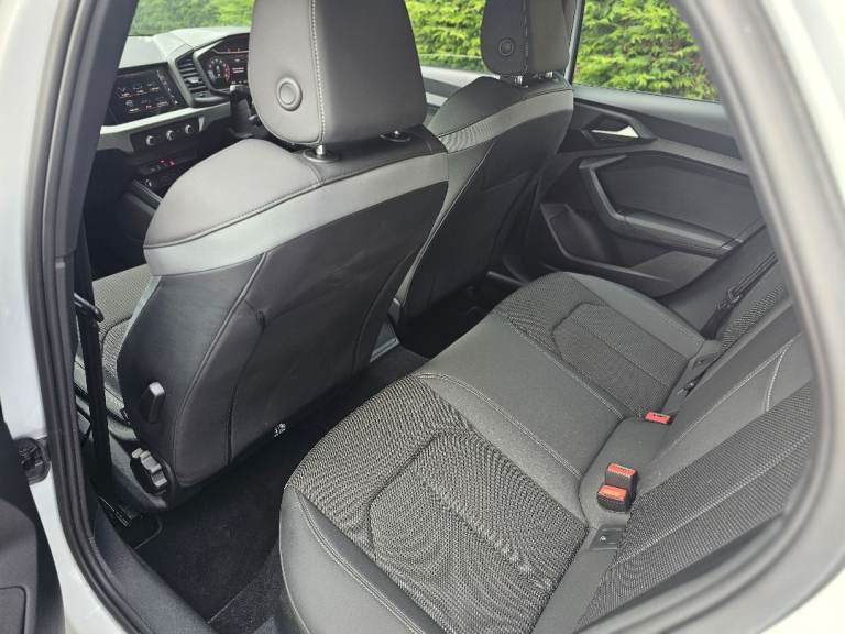 ★AUDI A1 S-LINE ★26K MILES! ●AUTOMATIC● 1.0 PETROL, TURBO, IDEAL 1ST CAR LIKE VW POLO SEAT IBIZA 