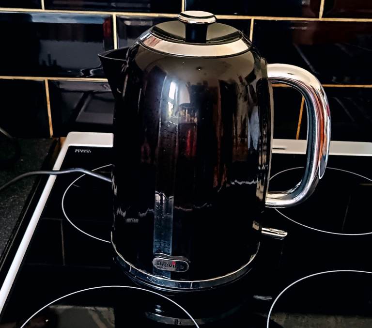 BREVILLE Black 1.7 Litre Kettle