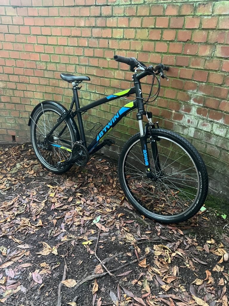 Btwin Rockrider Mountain Bike