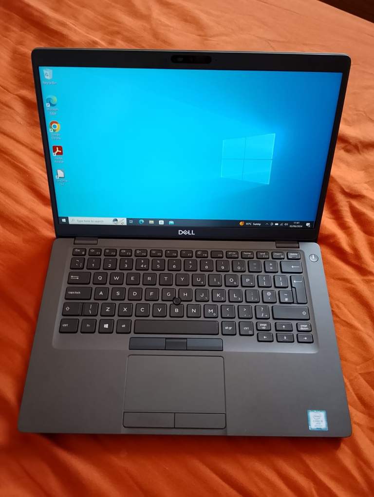 Dell latitude 5400 i5 8thgen 8gbram 256ssd 14" screen Window 11pro