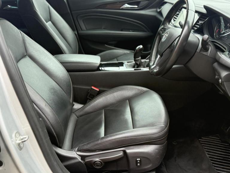 2018 Vauxhall Insignia 1.6 Turbo D ecoTec Elite Nav 5dr ESTATE DIESEL Manual