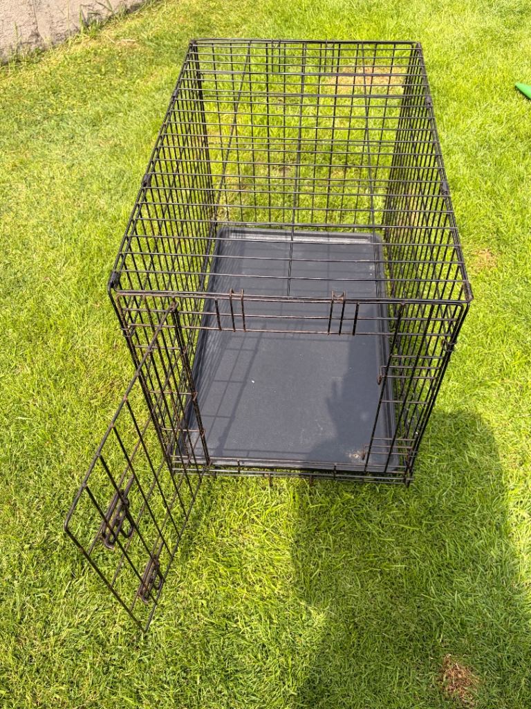 Pet cage crate - small to medium size dog