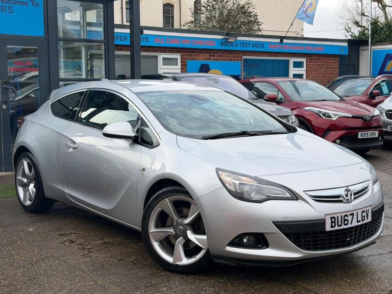 2017 Vauxhall Astra GTC 1.6 CDTi ecoTEC SRi Coupe 3dr Diesel Manual Euro 6 (s/s) (136 ps) HATCHBA...
