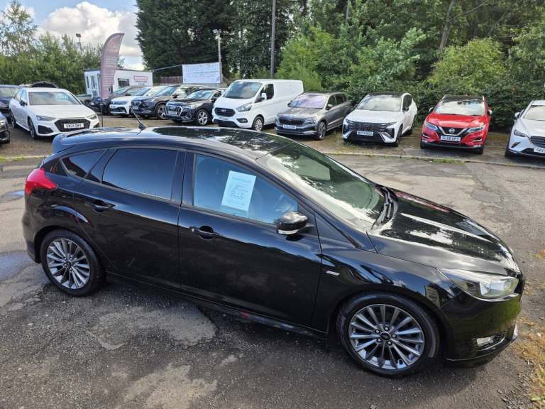 2017 Ford Focus 1.0 EcoBoost 140 ST-Line Navigation 5dr HATCHBACK PETROL Manual