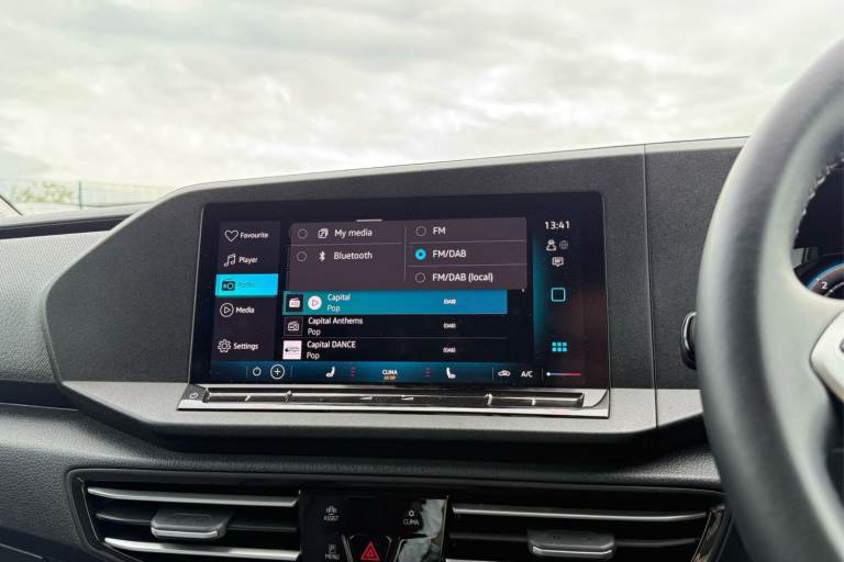 2024 Volkswagen Caddy Maxi 2.0 TDI 122 Life 5dr DSG Van DIESEL Automatic