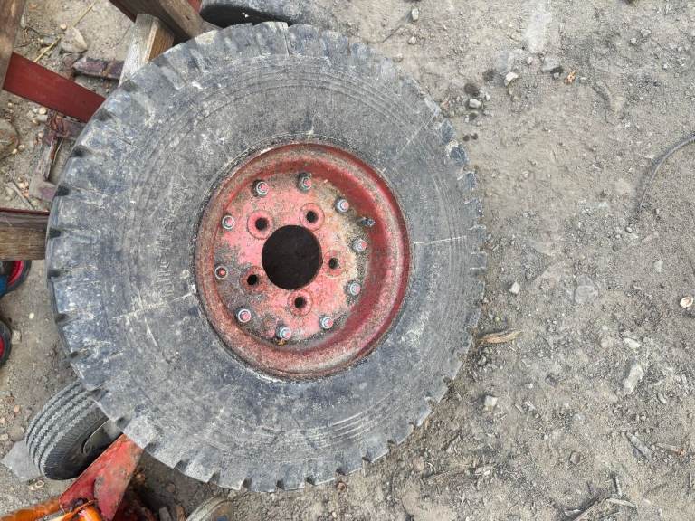 Trailer spare wheel