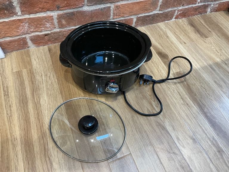 Cookworks slow cooker - 3.5L - black - used but in great condition