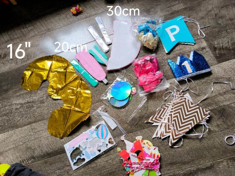 Birthday Party Decoration 1/3-year-old Banner Paper Fan Pom Pom Honey Comb Ball Balloon 16 items