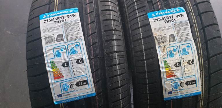 215 45 17    2 x NEW!! tytrs Triangle Sport X TH201 All Seasons