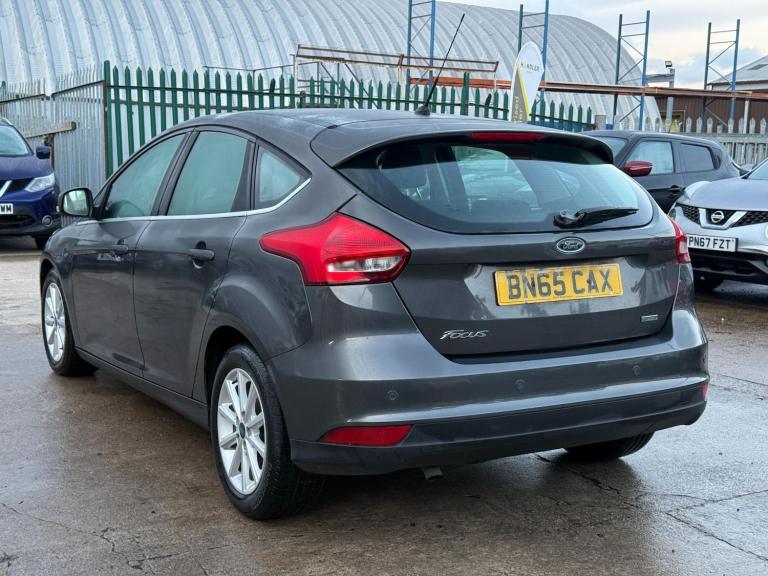 2015 Ford Focus 1.0T EcoBoost Titanium Euro 6 (s/s) 5dr HATCHBACK Petrol Manual