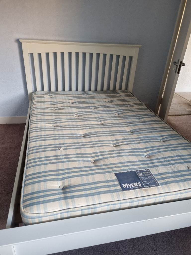 Double bed and nattress