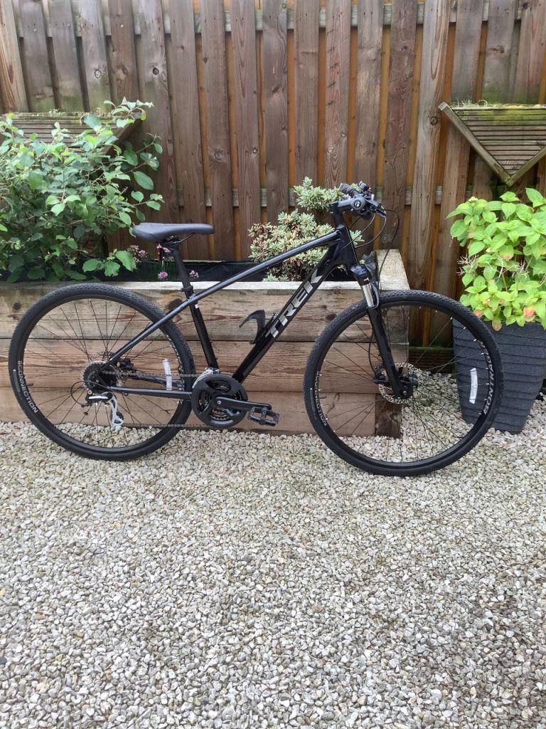 Trek Dual sport 2 hybrid bike