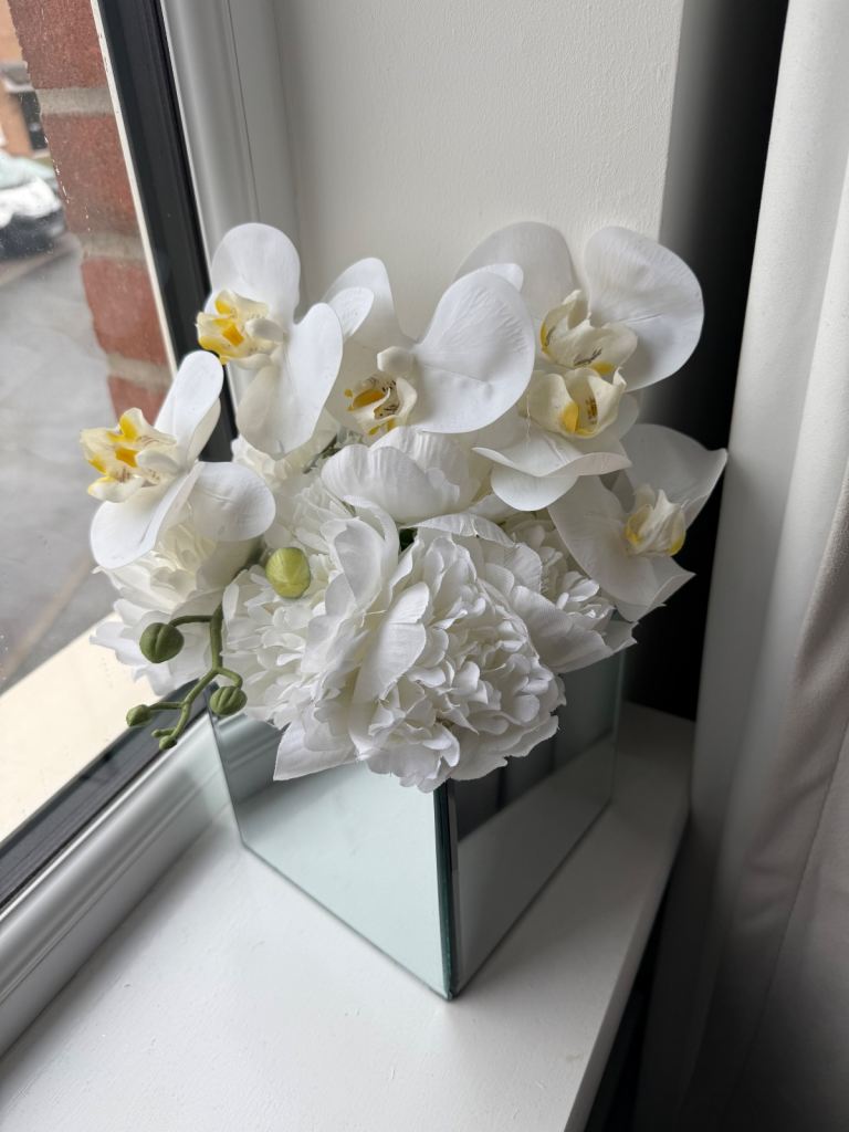 Orchid / flower faux plant square silver