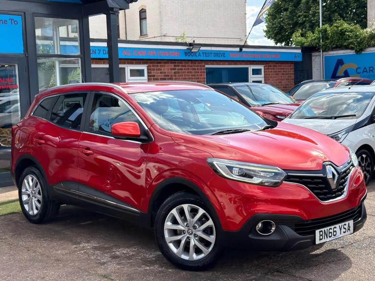 2016 Renault Kadjar 1.5 dCi Dynamique Nav SUV 5dr Diesel Manual Euro 6 (s/s) (110 ps) HATCHBACK D...