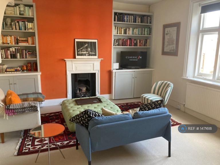 1 bedroom flat in Lymington Road, London, NW6 (1 bed) (#1471618)