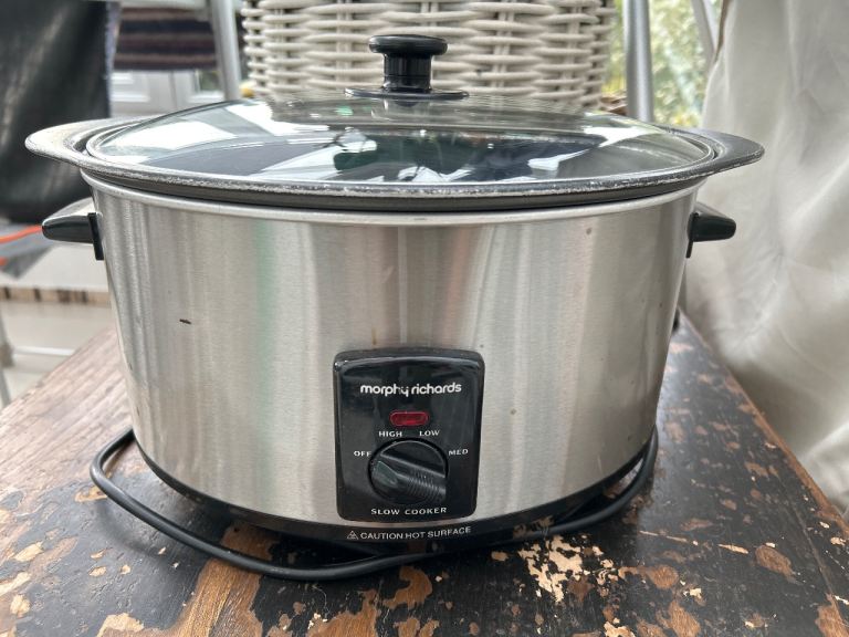 Slow Cooker (Morphy Richards) 
