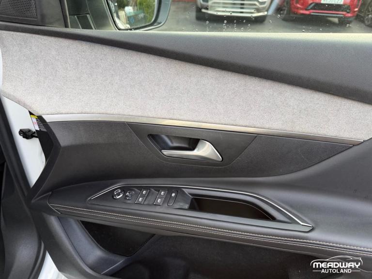 2023 Peugeot 5008 1.2 PureTech GT 5dr EAT8 HATCHBACK PETROL Automatic