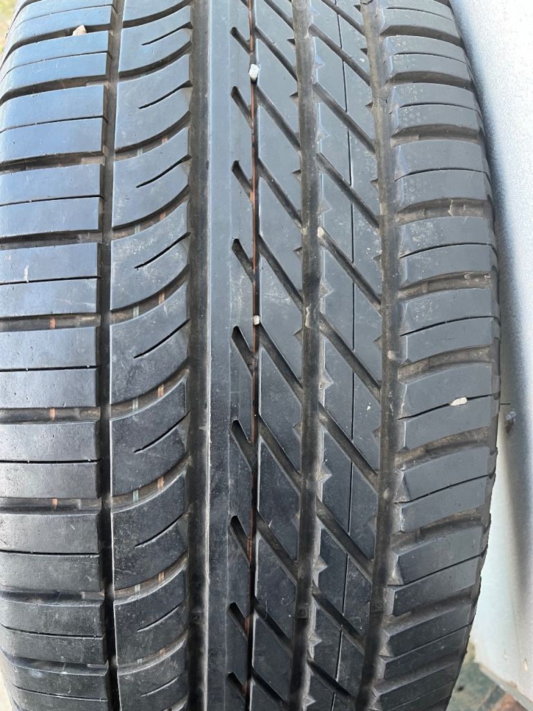Tyres 255x60x19