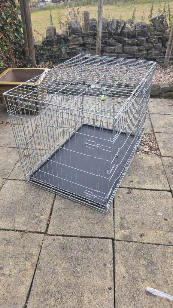 XL Dog Crate. Great condition. 
