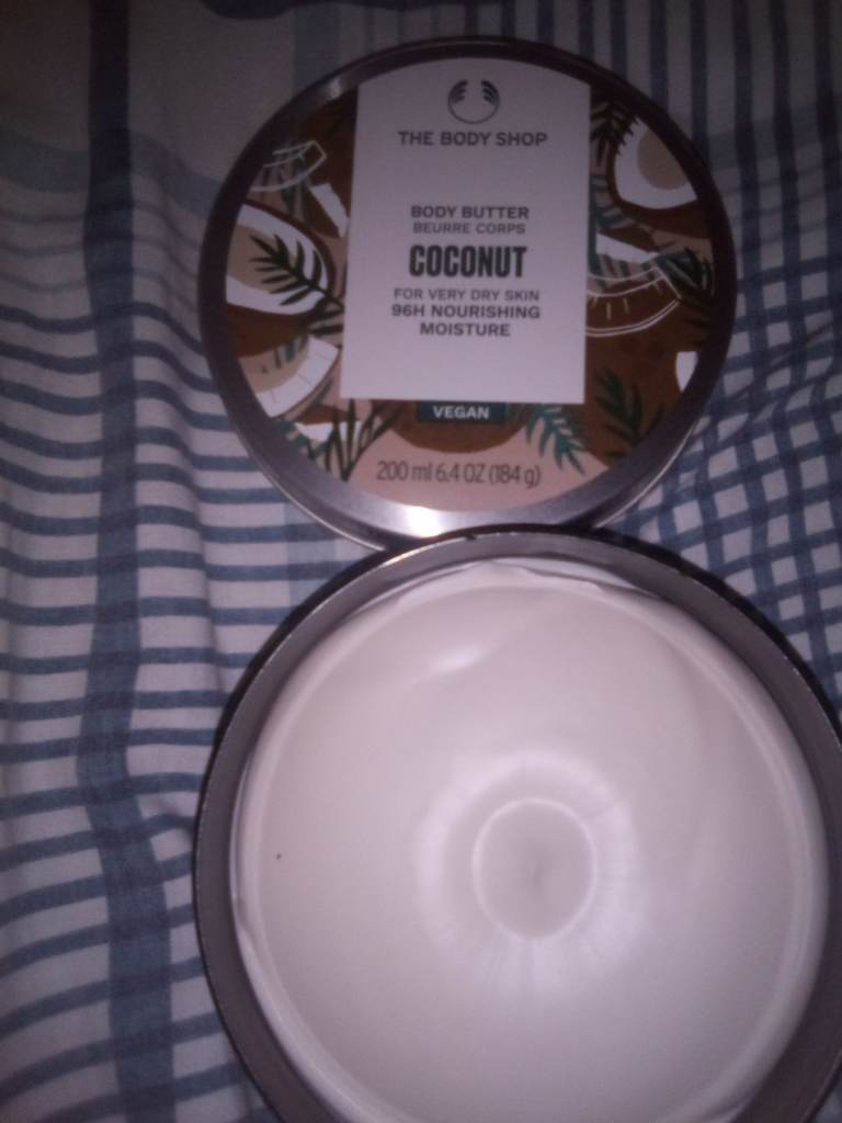 The body shop coconut shower cream 250 ml and coconut body butter 50 ml 