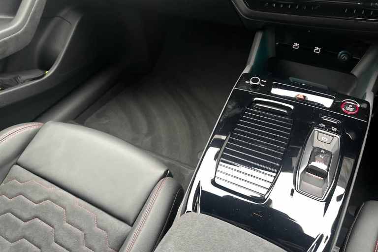 2025 Audi A6 370kW S6 Quattro 100kWh Launch Edition 5dr Auto Estate Electric Automatic