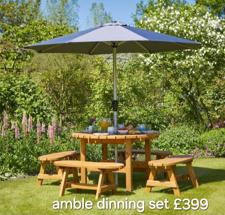 Timber garden furniture table & stools