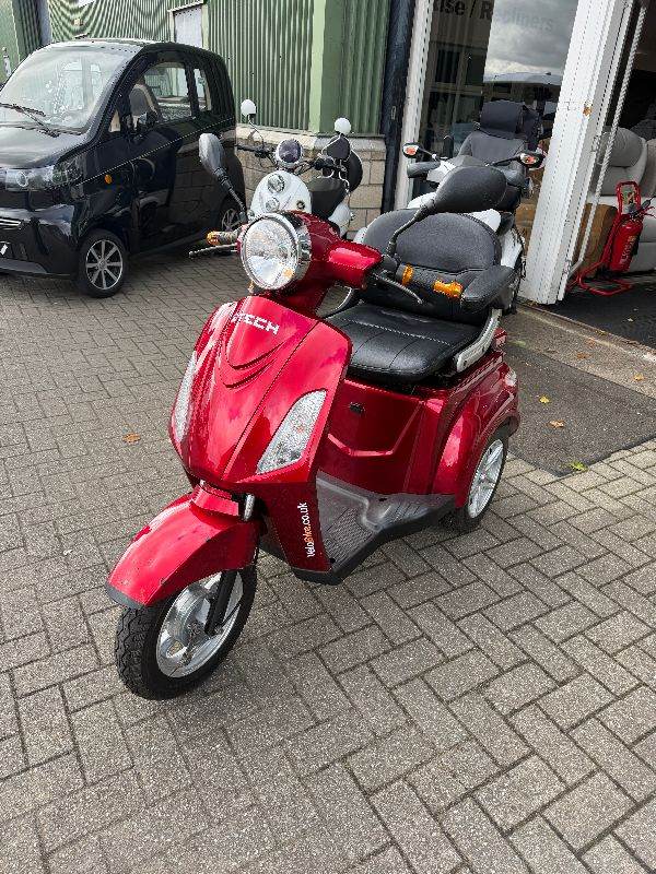 Green power mobility scooter 