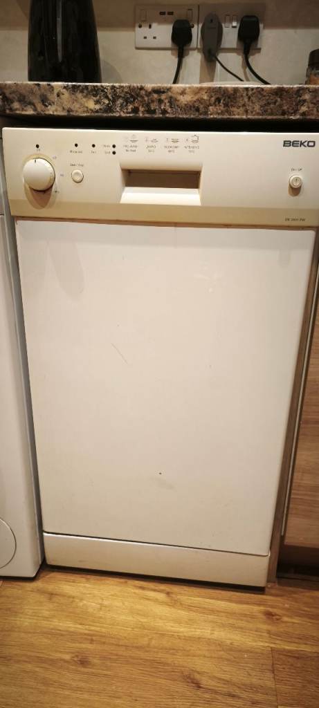Beko White Dishwasher – Good Condition, Fully Functional