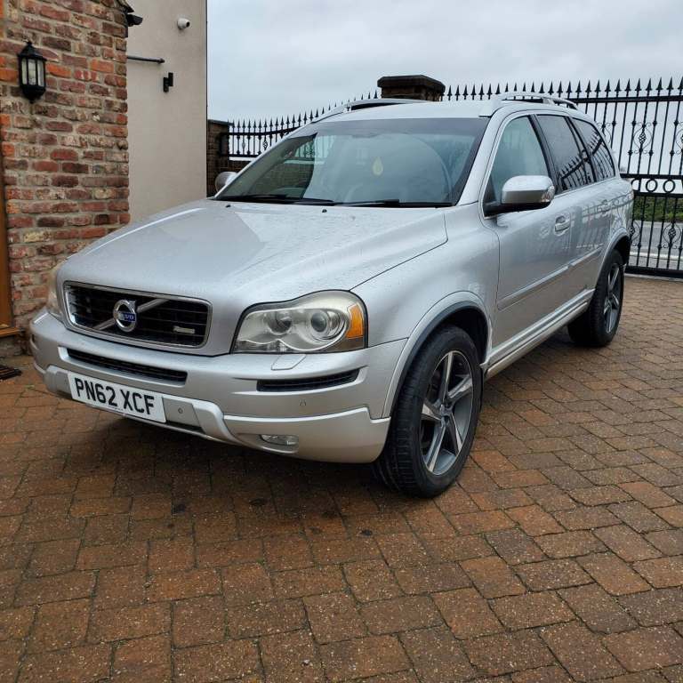 62 Volvo XC90 R DESIGN 2.4 D5 200BHP Auto, 167,000miles, 2prev owners, MOT 8/27