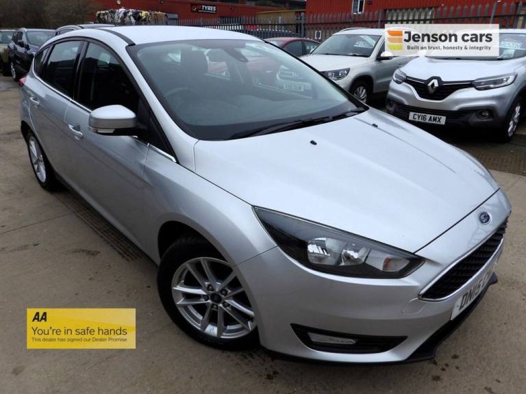 2015 15 FORD FOCUS 1.6 TDCI ZETEC HATCHBACK 5DR DIESEL MANUAL EURO 5 (S/S) (115 