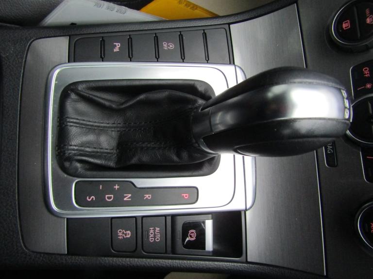 Volkswagen Passat 2.0 TDI Bluemotion Tech Executive Auto Estate GREAT CONDITION